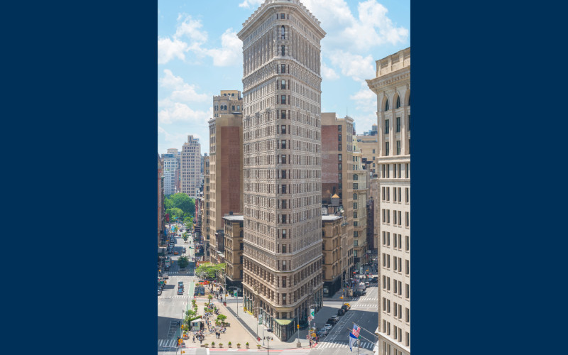 TheFlatironBuilding_BlueHero