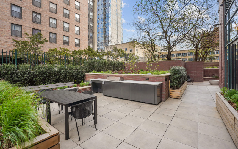 200W60 Amenities OutdoorSpace 8