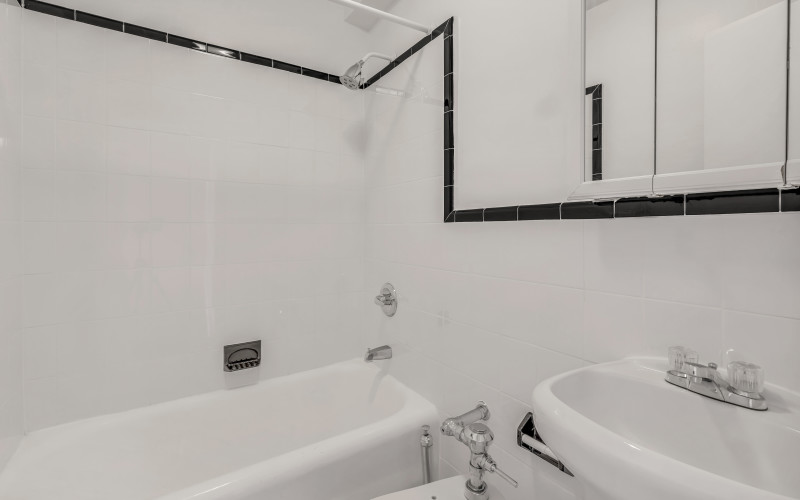 208W23 #1514 BATH