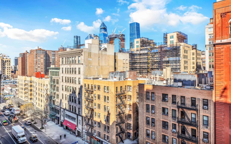 208W23 #905 VIEW