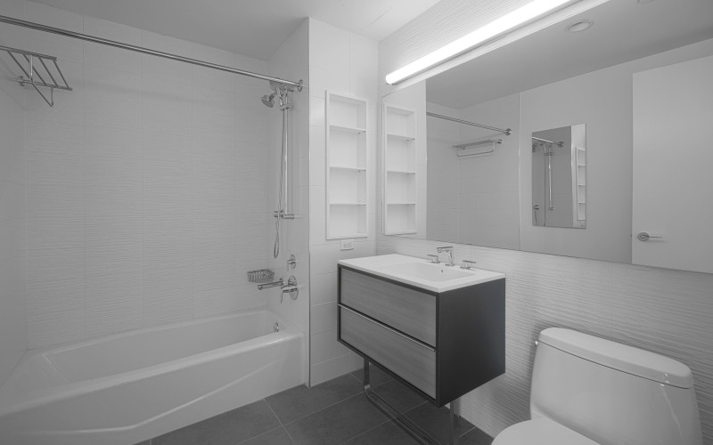 CityTower #27Q BATH