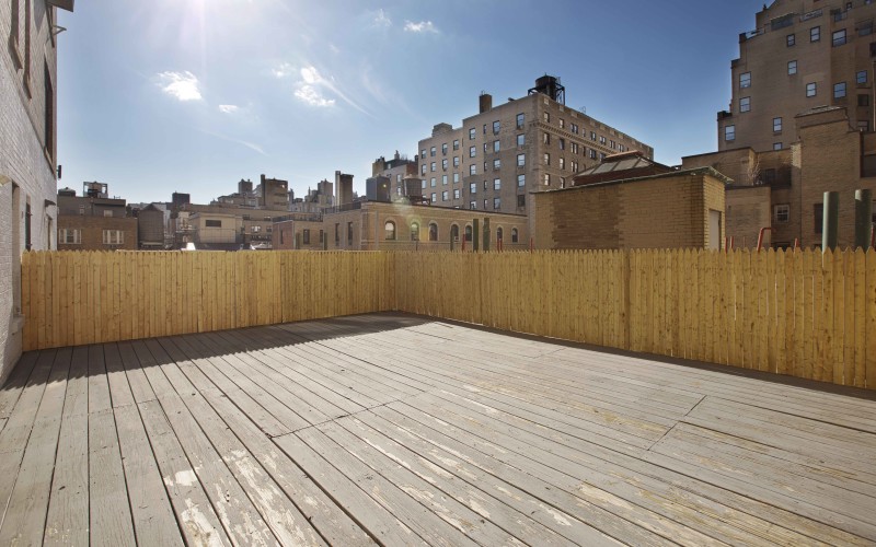 12E86 #809 TERRACE
