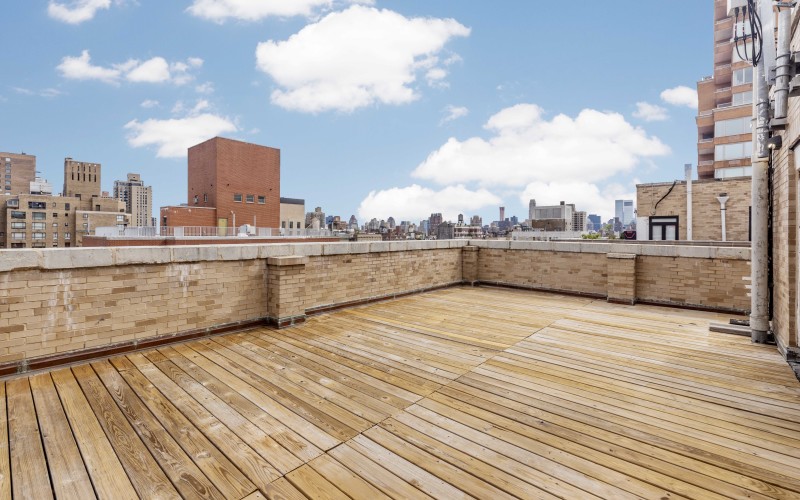 12E86 #1701 TERRACE