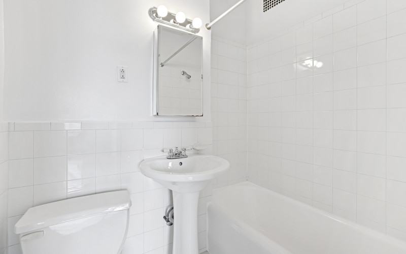 160W71 #11K BATH