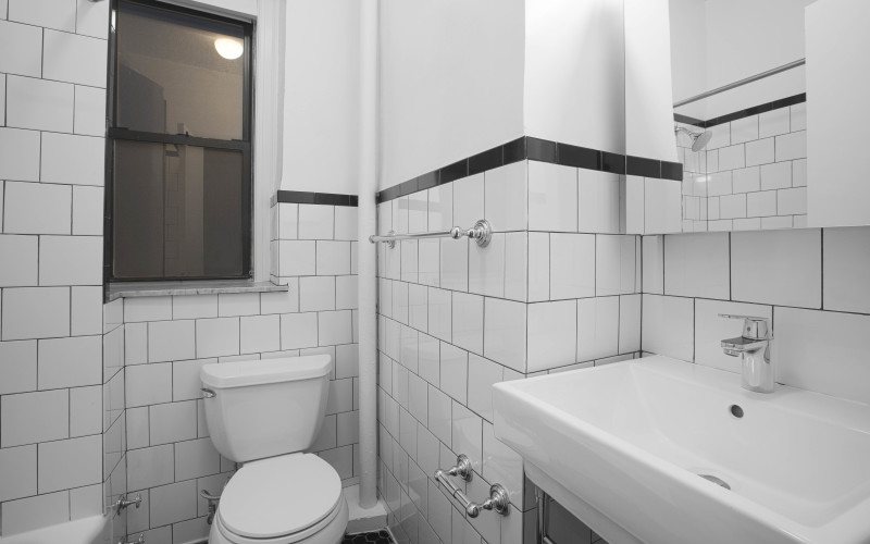 19W69 #204 BATH