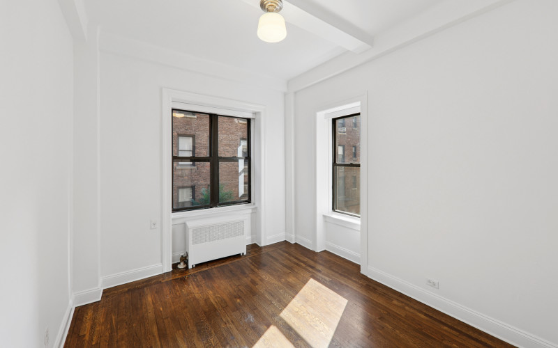 19W69 #204 BED2