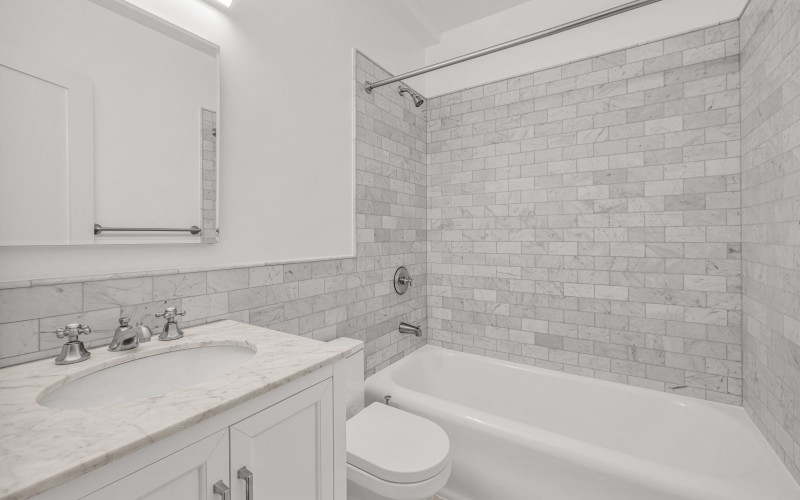 24Fifth #317 BATH