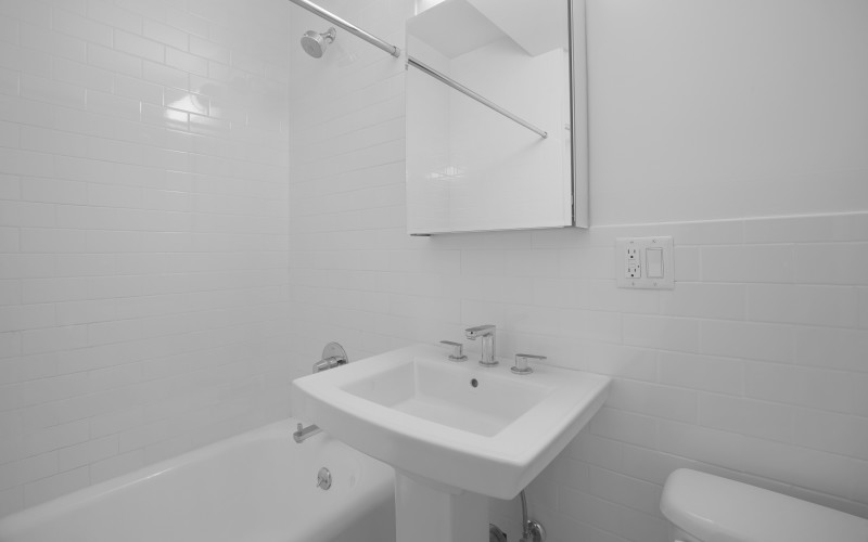 253W72 #1101 BATH