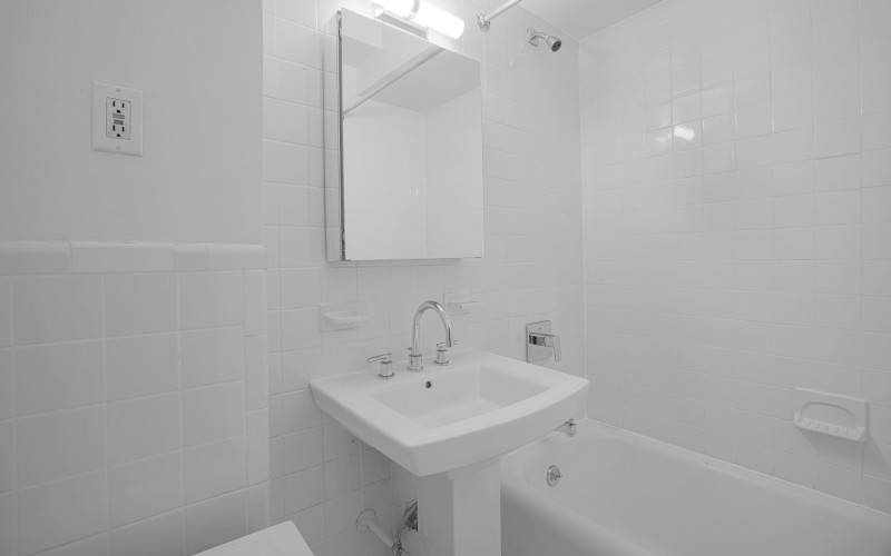 253W72 #1710 BATH