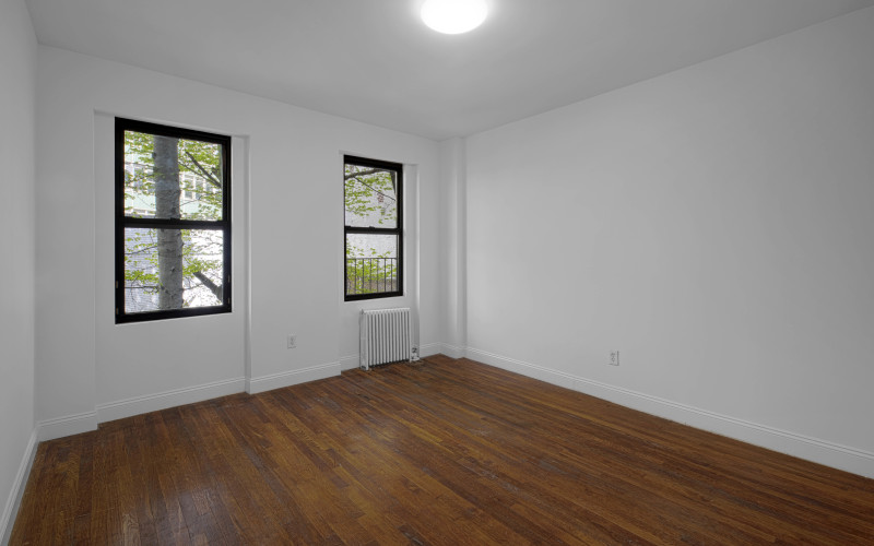 28Greenwich #2A BED