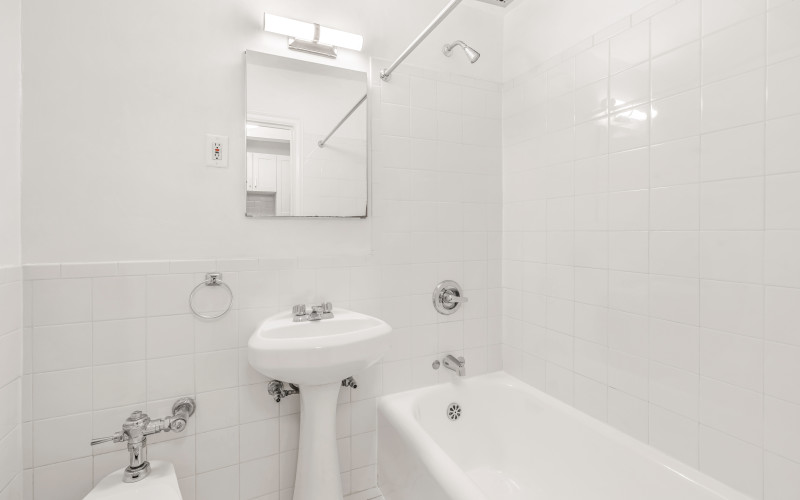 BA307 #A BATH