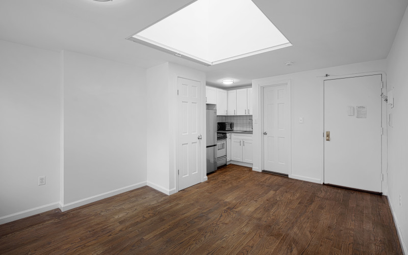 323 W4 #5D Livingroom