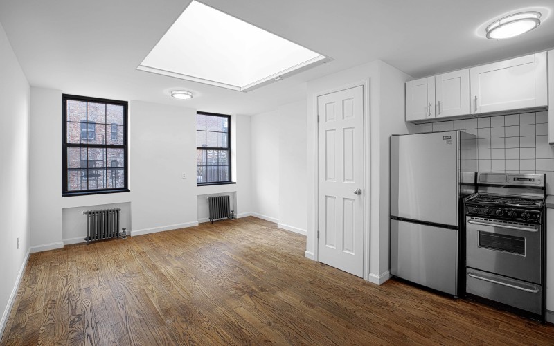 323 W4 #5D Livingroom