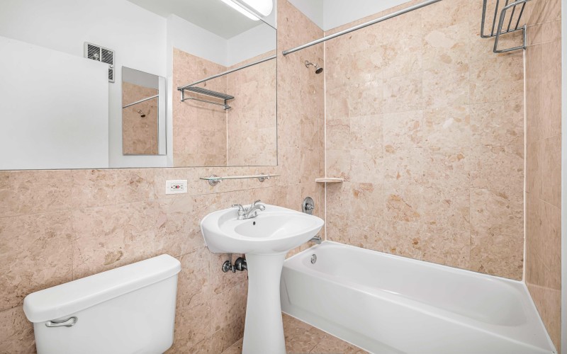 360W43_#N10D_Bath1