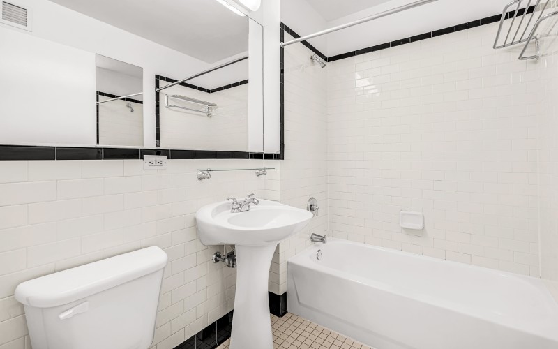 420W42 #26D BATH