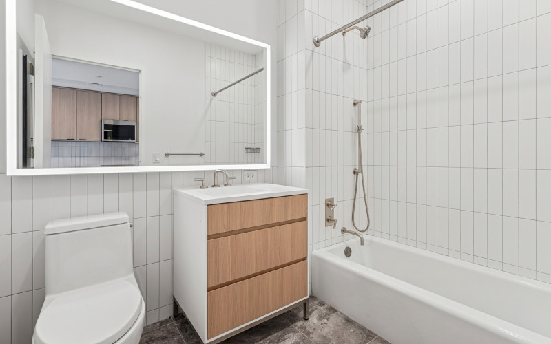 499P #303 BATH