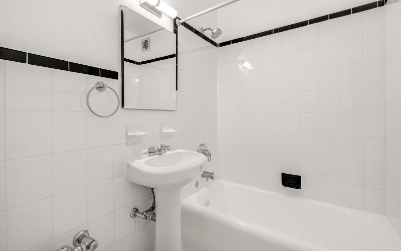 BA307 #1116 BATH