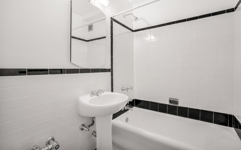 BA307 #641 BATH