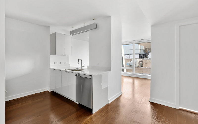 Enclave #1505 LIV1