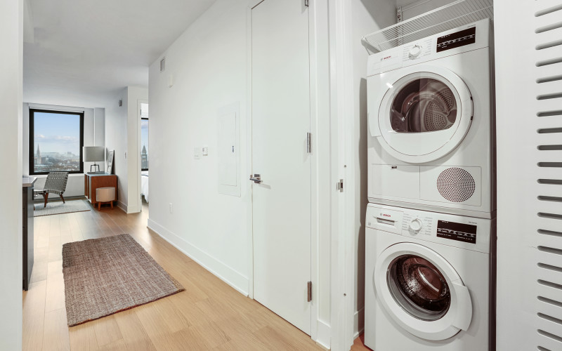 https://brodsky.com/uploads/_styles/portfolio-slide/unit/plankroad-10p-laundry-1.jpg